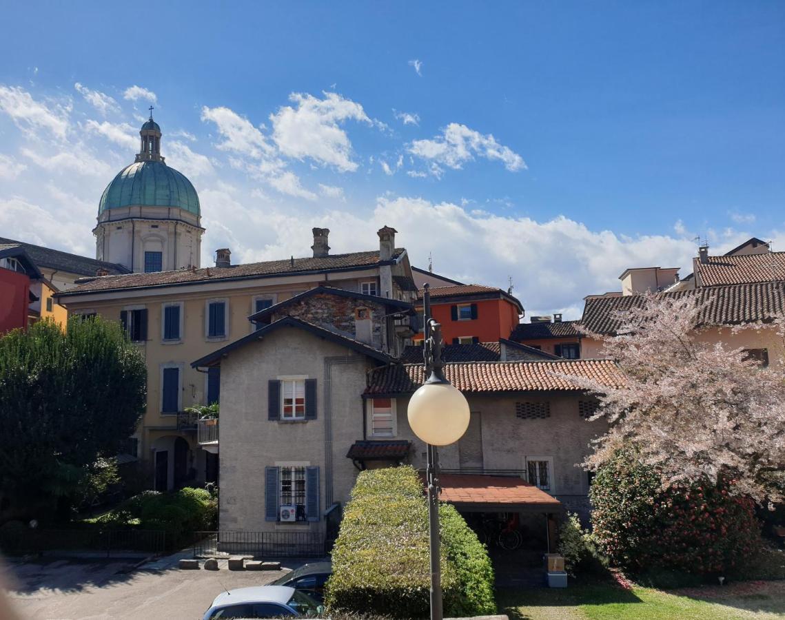 A Central Quiet Sunny Studio In Verbania Exterior foto